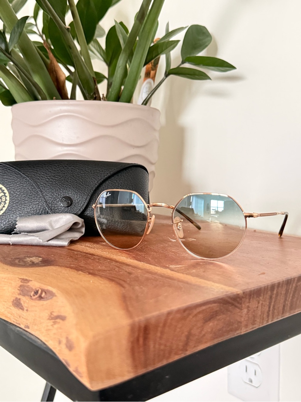Ray-Ban RB3565 JACK Sunglasses in Arista Gold and Clear/Blue Lenses